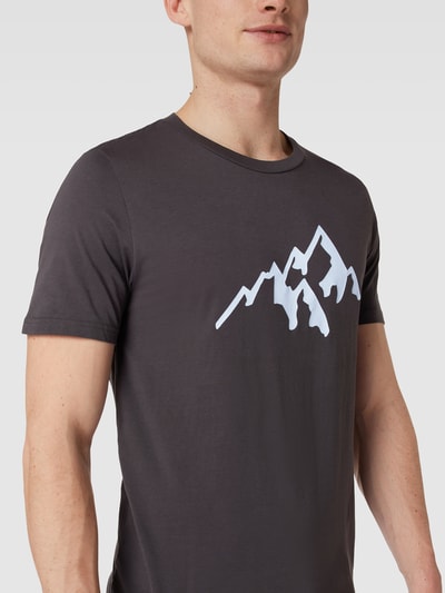 Armedangels T-Shirt mit Motiv-Print Modell 'JAAMES CENTER MOUNTAIN' Anthrazit 3