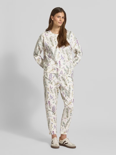 Christian Berg Woman Regular Fit Sweatpants aus Viskose-Mix mit verkürzter Passform Offwhite 1