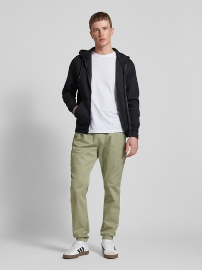 Tommy Jeans Tapered Fit Jogpants mit Tunnelzug Modell 'AUSTIN' Oliv 1