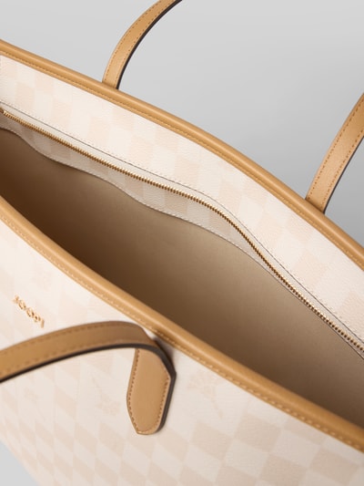 Produktfoto, Shopper mit herausnehmbarer Innentasche Modell 'Lara' von JOOP! in Beige mit Logo-Applikation, Hauptfach mit Reißverschluss, schmale Trageriemen, Maße: Breite 48 cm, Länge 30 cm, Tiefe 17 cm, Länge Schulterriemen 57 cm, strukturierte Oberfläche, Karo-Muster und glatte Leder-Textur