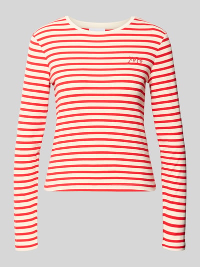 Produktfoto, Longsleeve met ronde hals en statement-stitching van comma, viscosemix met stretch, nauwsluitend model, rode en gebroken witte strepen, ruglengte bij maat 36: 52 cm