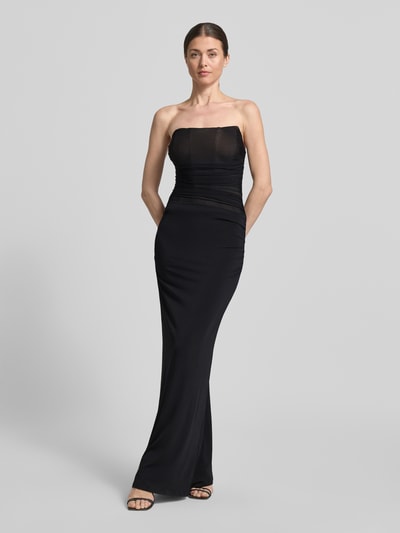 Frauenmodel trägt Slim Fit Abendkleid mit Raffungen Modell 'Rendall' von Forever New aus Elastischer-Material-Mix, Mesh, schulterfrei, Corsett-Top, Farbe Schwarz, Ganzkörperansicht von vorne. Rückenlänge bei Größe 36: 127 cm, Brustweite: 28 cm.