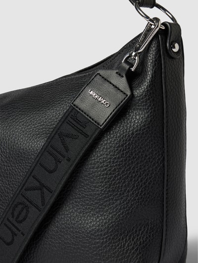 CK Calvin Klein Pasek na ramię ze wzorem z logo model ‘GRACIE’ Czarny 3