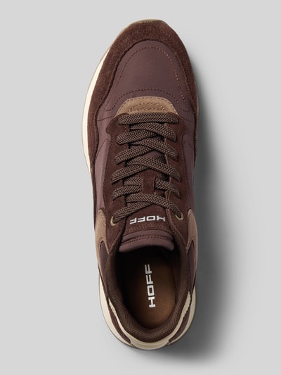 Produktfoto, bruine sneakers van Leermix met logodetail, afgeronde pasvorm, licht geprofileerde zool, model 'City', HOFF, Dames sneakers, hakhoogte maat 44: 2 cm, schachthoogte 9 cm, schachtbreedte 8 cm