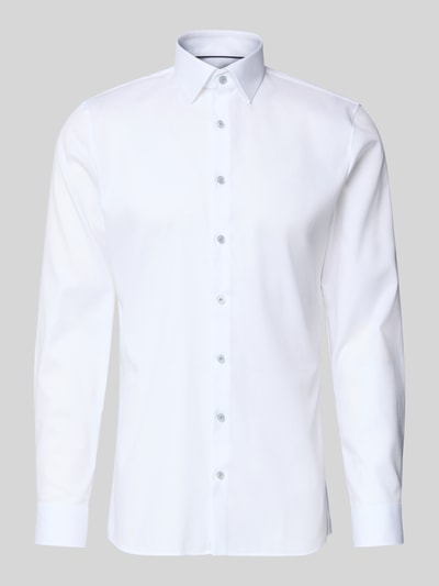 Produktfoto, Slim Fit Businesshemd mit Kentkragen von OLYMP No. Six, biały, krój slim fit, bawełniany elastyczny miks, długi rękaw, sportowe mankiety, pełna listwa guzikowa, długość tyłu w rozmiarze 40: 81 cm, szerokość ramion w rozmiarze 40: 43 cm, długość rękawa w rozmiarze 40: 67 cm