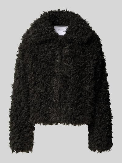Produktfoto, Felljacke in cropped-Fit - curated by Isabelle Hartmann von Style Icon Collection in Schwarz, Kunstfell mit strukturierter Oberfläche, Reißverschluss, Regular Fit, bei Größe 36: Rückenlänge 55 cm, Schulterbreite 45 cm, Brustweite 55 cm, Ärmellänge 65 cm
