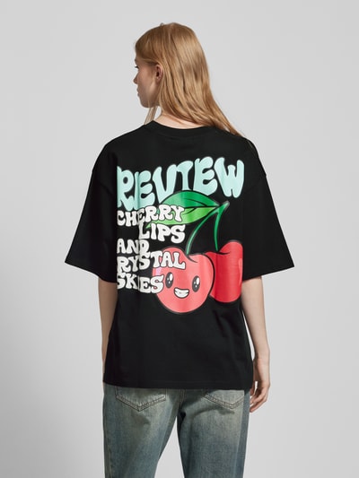 Review T-shirt o kroju oversized z nadrukiem z logo Czarny 5
