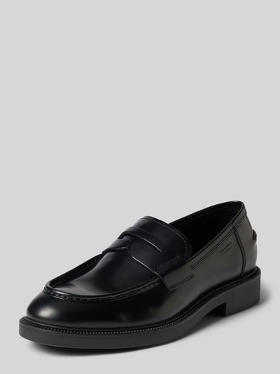 Produktfoto, Loafer aus echtem Rindsleder Modell 'ALEX M' von Vagabond in Schwarz mit glänzender, glatter Oberfläche und markanter Sohle.