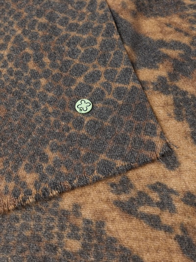 Produktfoto, Schal mit Viskose-Anteil van Codello, Materiaalmix met viscose, lengtepasvorm, all-over dierenprint, logodetail, Breedte maat 1: 46 cm