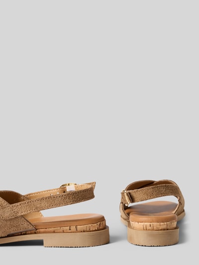 Produktfoto, Sandalen aus echtem Leder von Tamaris in Optik: Unifarben mit abgerundeter Schuhspitze, Blockabsatz, strukturierter Sohle, Label-Prägung, Dornschließe, Materialverarbeitung: Veloursleder.