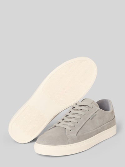Productfoto, Sneaker aus echtem Leder mit Logo-Detail van PS Poelman in grijs met vetersluiting, afgeronde pasvorm, logodetail, hakhoogte 3 cm, schachthoogte 7 cm, schachtbreedte 9 cm, heren sneakers van echt leer