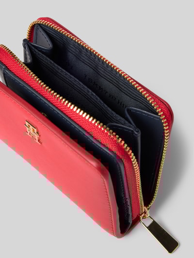 Tommy Hilfiger Portemonnee met logo-applicatie, model 'ICON MED ZA FLAP' Rood - 3