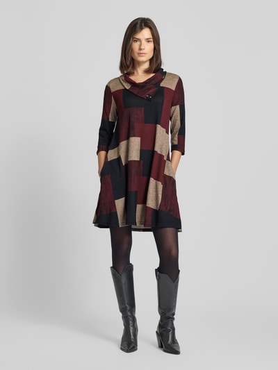 Apricot Relaxed Fit Kleid in Strick-Optik Bordeaux 1