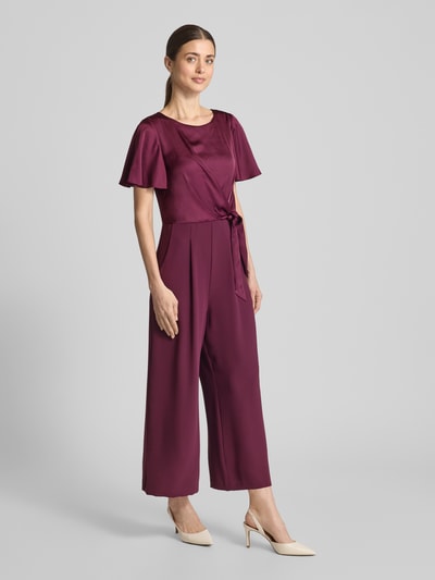 Christian Berg Cocktail Jumpsuit mit Bindegürtel Dunkelrot Melange 1