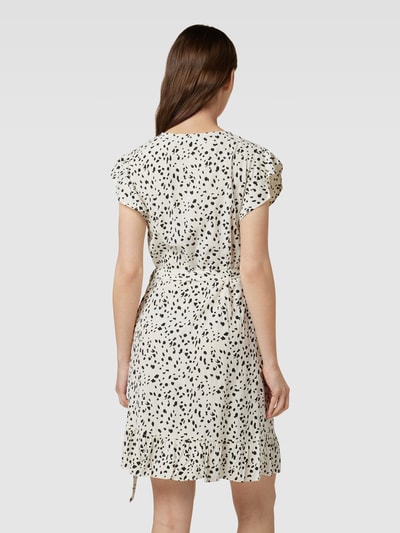 VILA Knielanges Wickelkleid mit Volants Modell 'FINI' Ecru 5
