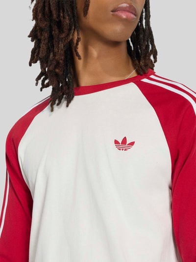 adidas Originals Regular Fit Langarmshirt aus reiner Baumwolle mit Logo-Stitching Offwhite 3