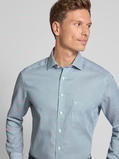 OLYMP Modern Fit Business-Hemd mit Kentkragen Modell 'Global Kent' Gruen 3