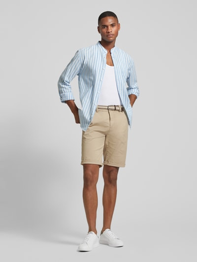 Lindbergh Slim Fit Bermudas mit Gürtel Sand 1