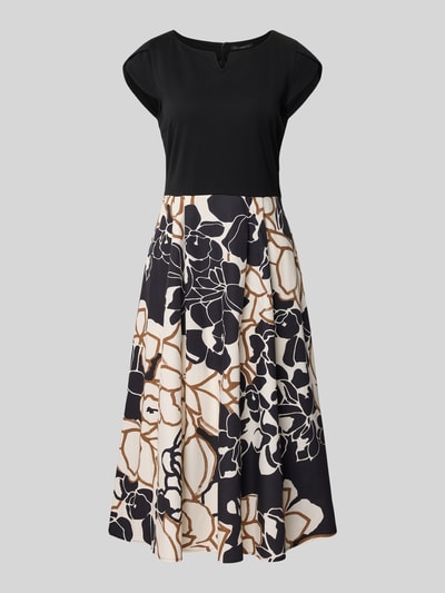 Produktfoto, Midikleid im 2-in-1-Look von Betty Barclay aus Reine Baumwolle in A-Linie mit V-Ausschnitt, schwarz-creme floral, Rückenlänge 120 cm, Brustweite 42 cm bei Größe 36.