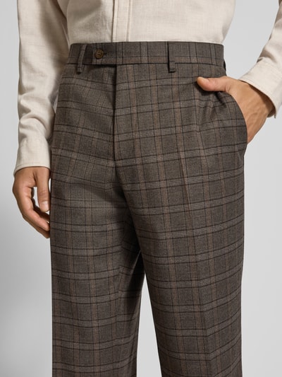 Christian Berg Men Spodnie materiałowe o kroju regular fit z kantami Średniobrązowy 3