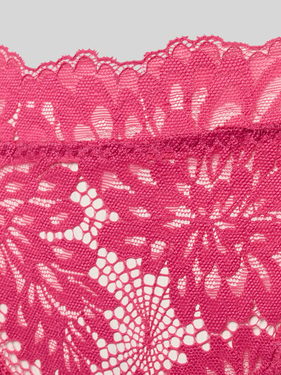 Produktfoto, Slim Fit Slip mit floralem Allover-Spitzenbesatz Modell 'Lime' von Neo Noir, Elastischer-Material-Mix, intensive Pinktöne, feine Spitzenstruktur