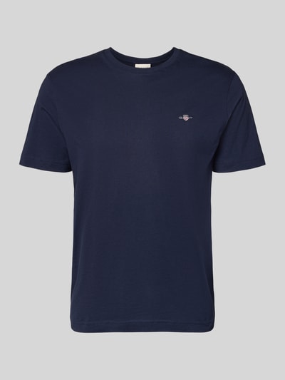 Produktfoto, Regular Fit T-Shirt mit Label-Stitching Modell 'SHIELD' von GANT, Herren T-Shirt aus reiner Baumwolle, unifarbenes Design, Rundhalsausschnitt, Rückenlänge 65 cm bei Größe M