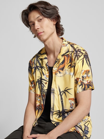 Superdry Koszula casualowa o kroju slim fit z nadrukiem na całej powierzchni model ‘HAWAIIAN’ Żółty 3