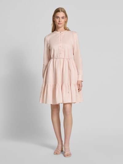 BOSS Orange Sukienka koszulowa o długości do kolan z listwą guzikową i wiązanym paskiem Jasnoróżowy 1