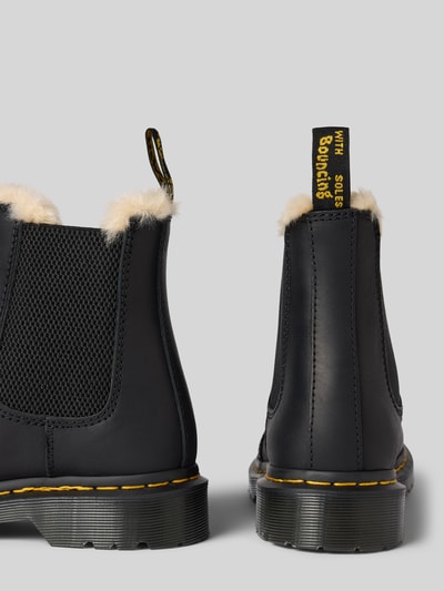 Dr. Martens Chelsea boots met logopatch, model 'Leonore' Zwart - 2