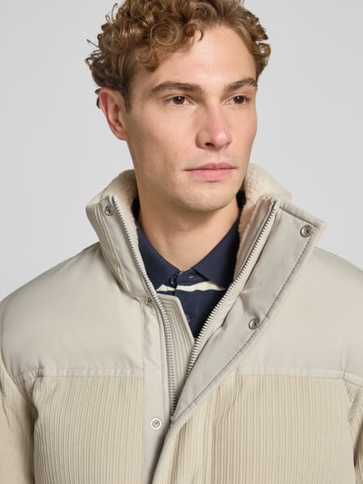 BOSS Orange Regular Fit Steppjacke mit Label-Patch Modell 'Ocord' Beige 3