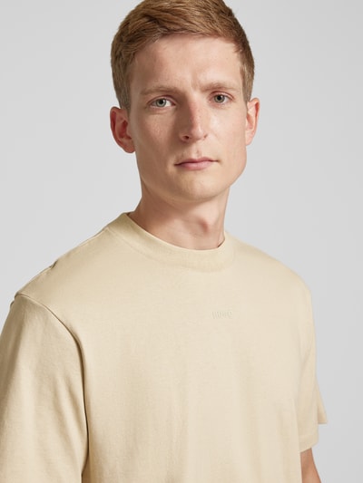 HUGO T-Shirt mit Label-Print Modell 'Dapolino' Beige 3