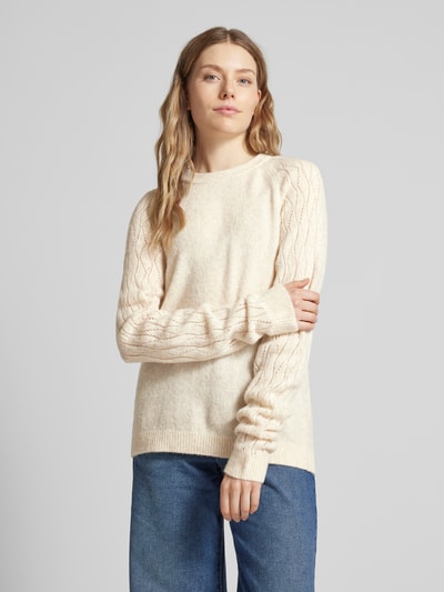 Pieces Regular Fit Strickpullover mit Wollanteil und Lochstrick-Ärmel Modell 'OLGA' Offwhite 4