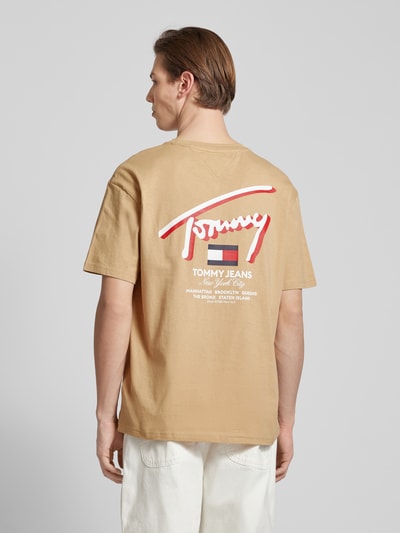 Tommy Jeans T-shirt met labelprint Zand - 5