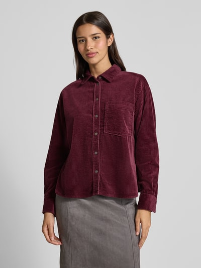Christian Berg Woman Relaxed Fit Hemdbluse in Cord-Optik Kirsche 4