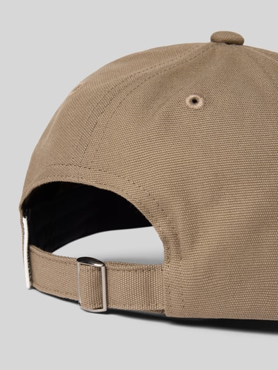 Produktfoto, Basecap aus reiner Bio-Baumwolle Modell 'YENAAS' von Armedangels, jednolity beżowy kolor, logo, regulowany pasek, organiczna bawełna