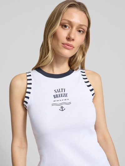 Marc Cain Slim Fit Top mit Statement-Print Weiss 3