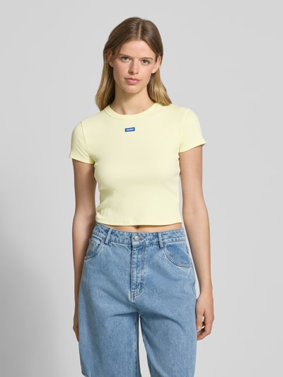 Hugo Blue Cropped T-Shirt mit Label-Stitching Hellgelb 4