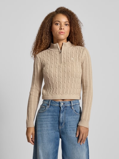 Guess Jeans Sweter z dzianiny ze ściegiem warkoczowym i stójką Camel 4