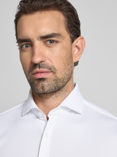 BOSS Slim Fit Businesshemd mit Haifischkragen Modell 'HANK' Weiss 3