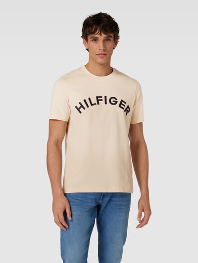 Tommy Hilfiger T-Shirt mit Label-Stitching Modell 'ARCHED TEE' Beige 4