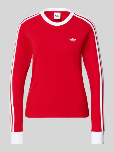 Produktfoto, Longsleeve mit Rundhalsausschnitt und Logo-Stitching von adidas Originals, rot mit weißen Streifen, Baumwoll-Mix, körpernah