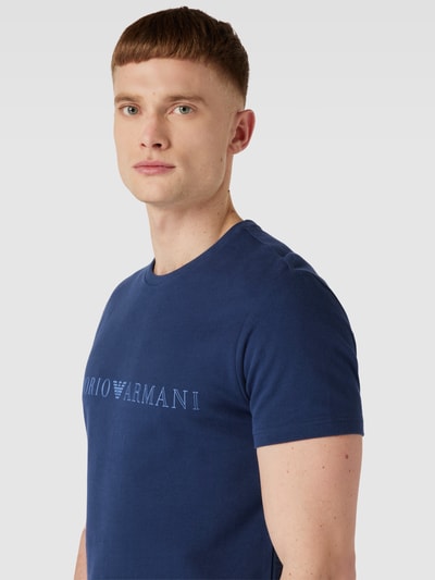 Emporio Armani T-Shirt mit Label-Print Modell 'TERRY' Dunkelblau 3