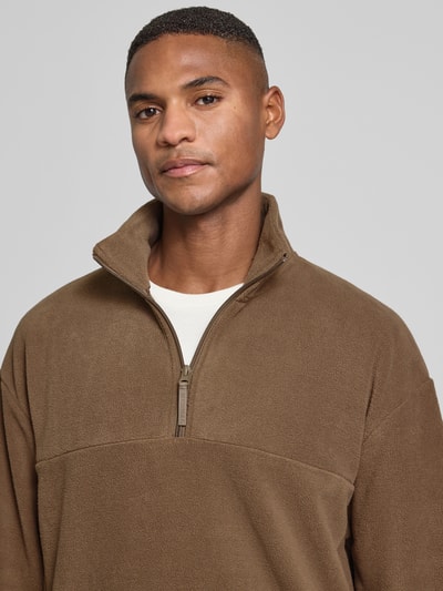 MCNEAL Fleecepullover mit Troyer-Kragen Mittelbraun 3
