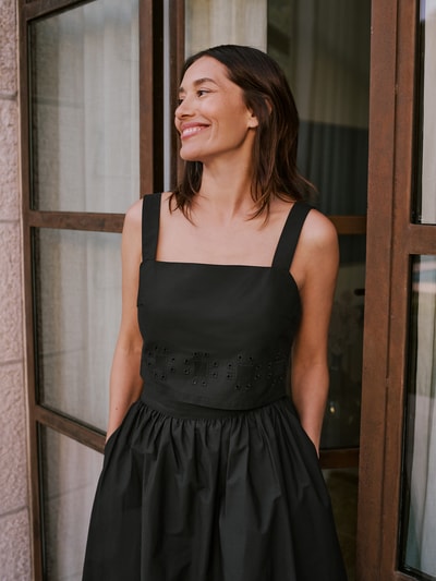 P&C* curated by Anna Schürrle Regular Fit Blusentop mit Lochstickerei Black 6