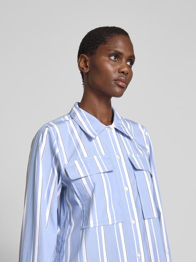 BAUM & PFERDGARTEN Relaxed Fit Hemdbluse aus Baumwolle Hellblau 3