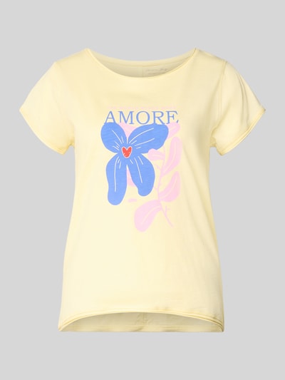 Produktfoto, T-Shirt mit Motiv-Print und Rollsaum von Christian Berg Woman aus gelber Baumwolle, blauer Print, gerader Schnitt, Rundhalsausschnitt.