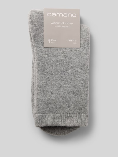 Produktfoto, Socken aus Woll-Mix von camano, grau, elastisches Rippbündchen, Label-Detail, weiche Textur, Viskose-Anteil