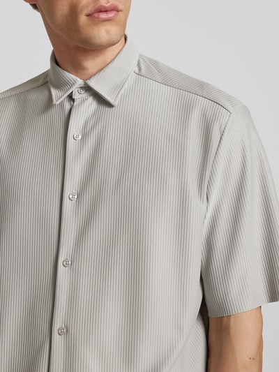 Only & Sons Relaxed Fit Freizeithemd mit 1/2-Arm Modell 'BOYY' Hellgrau 3