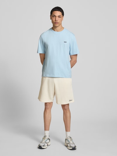 REVIEW Sweatshorts mit Strukturmuster Ecru 1