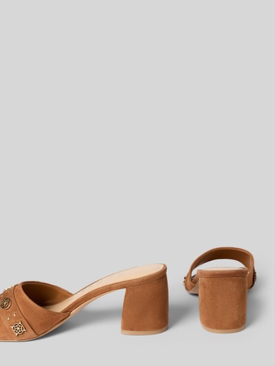 Produktfoto, Sandalette aus Leder mit Blockabsatz Modell 'GAURI2' von Guess in Braun, Schlupfform, Absatzhöhe bei Größe 40: 7 cm, Damen